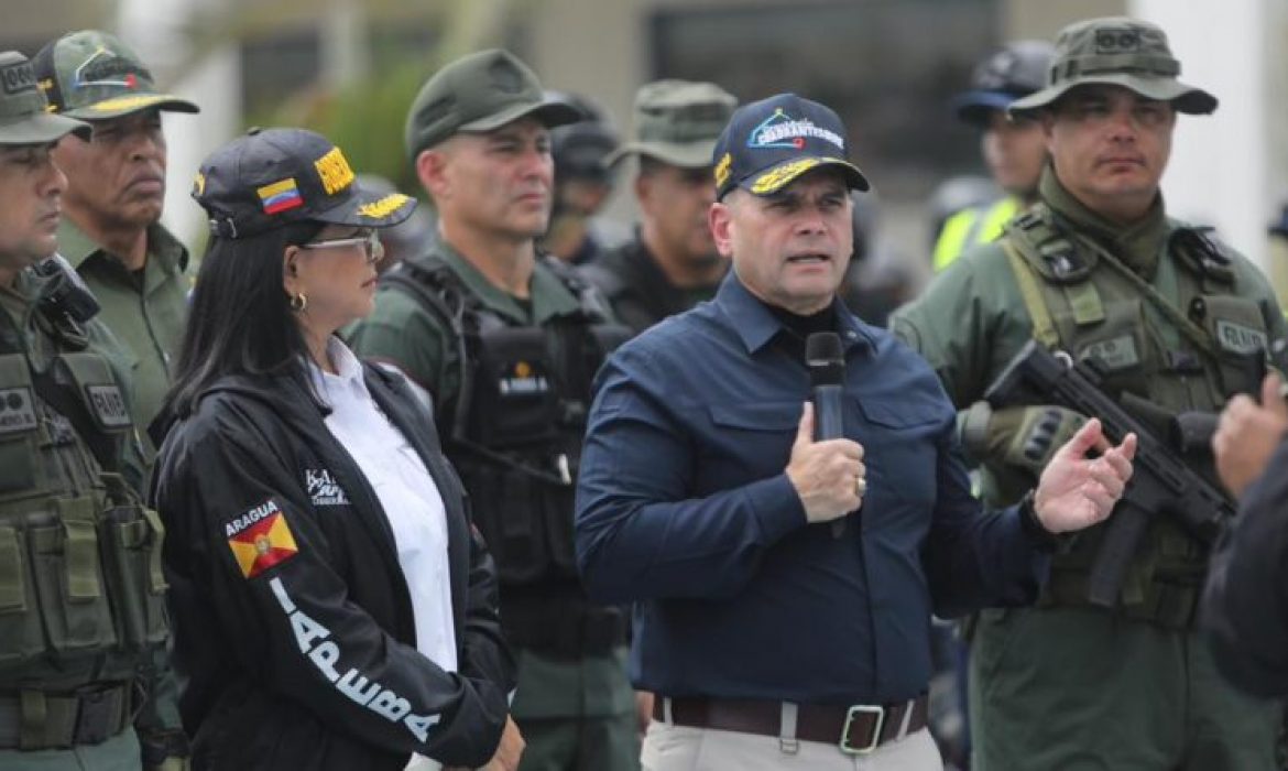 Activan dispositivo especial de seguridad ciudadana tras entrega de dotación a policías en Aragua