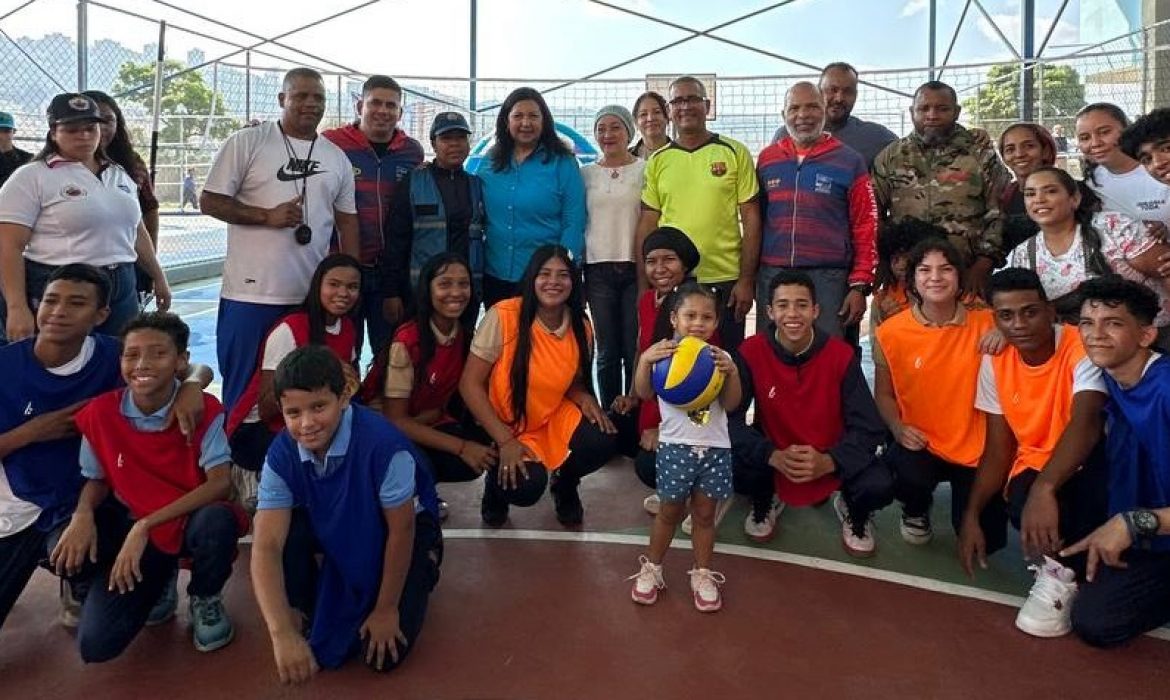 Sunad y Fona recuperan dos espacios deportivos en la parroquia San Pedro de Caracas
