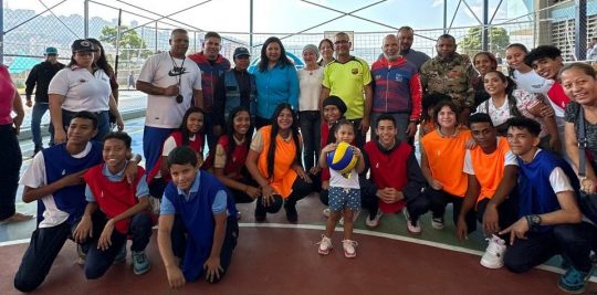 Sunad y Fona recuperan dos espacios deportivos en la parroquia San Pedro de Caracas