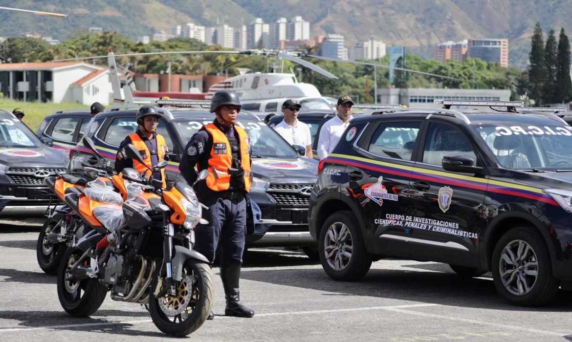 El A/J Remigio Ceballos Ichaso dota de quipos a Órganos de Seguridad Ciudadana