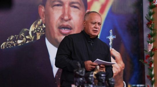 Gobierno Bolivariano decomisa más de  mil litros de acetona y 800 litros de resina