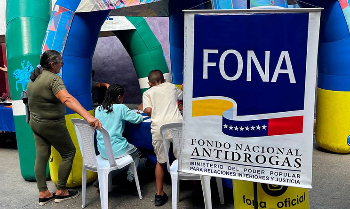 MPPRIJP y FONA desplegados en el sector la Montañita de Petare en el estado Mirada