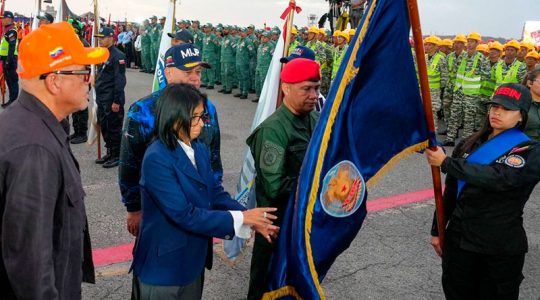 Presidenta (E) Delcy Rodríguez condecora más de 6 mil rescatistas en La Guaira tras sismos